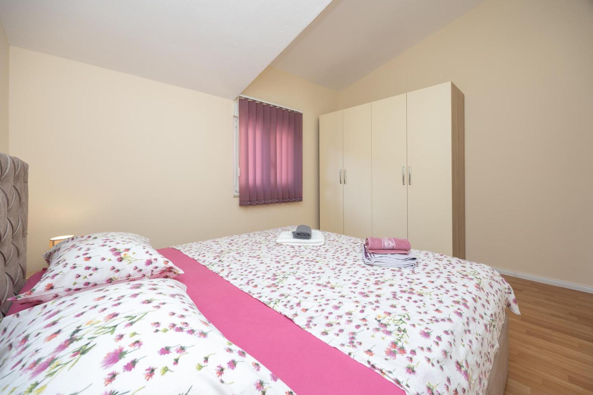 Apartman Markulin Trogir Eksteriør billede